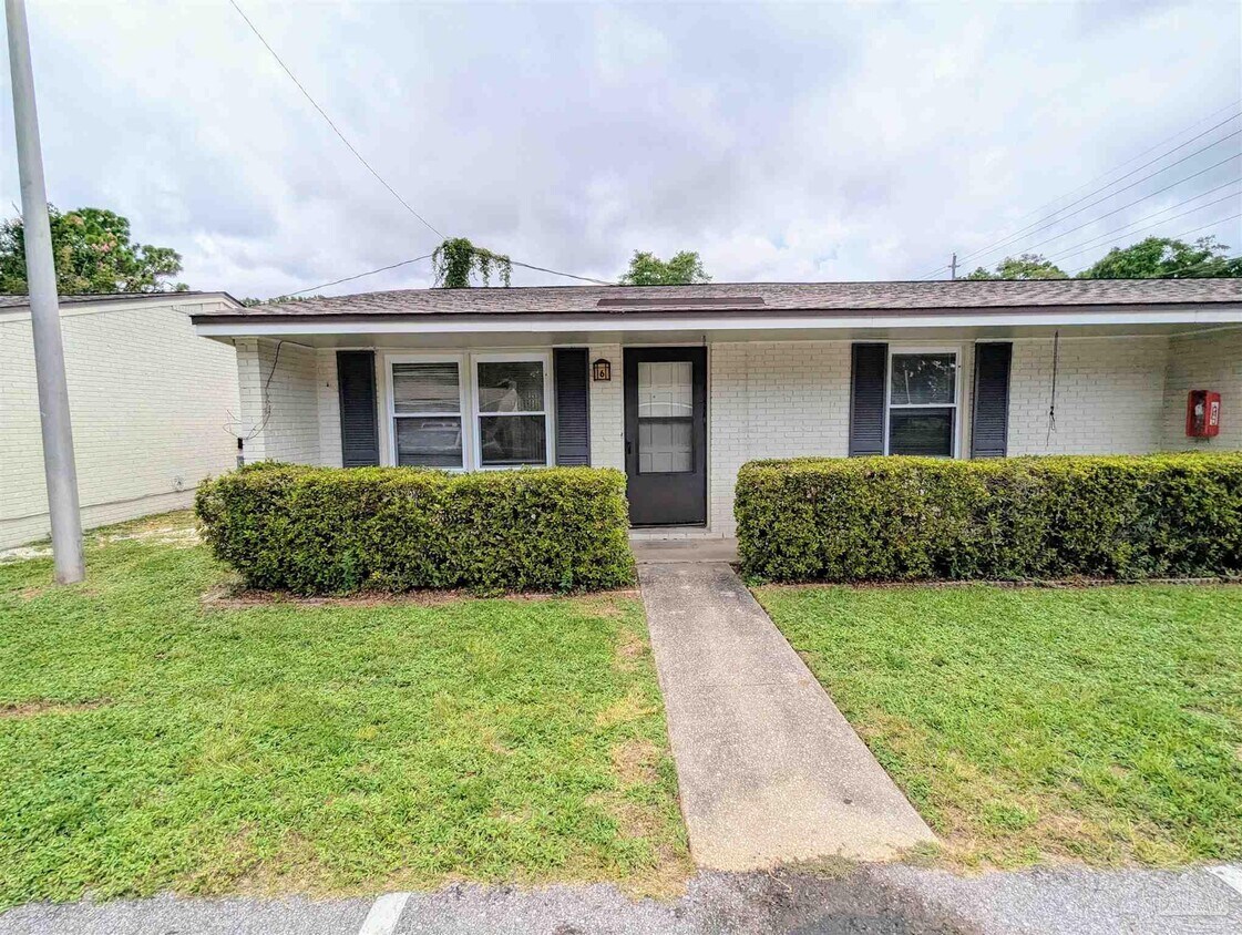 Foto principal - 3751 E Olive Rd