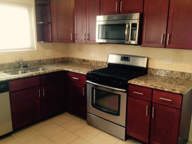 Foto principal - 8944 Skokie Blvd