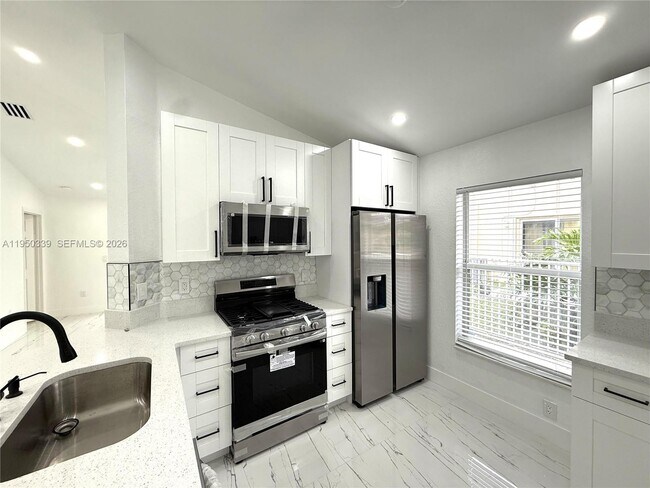 Foto del edificio - 8989 NW 53rd St