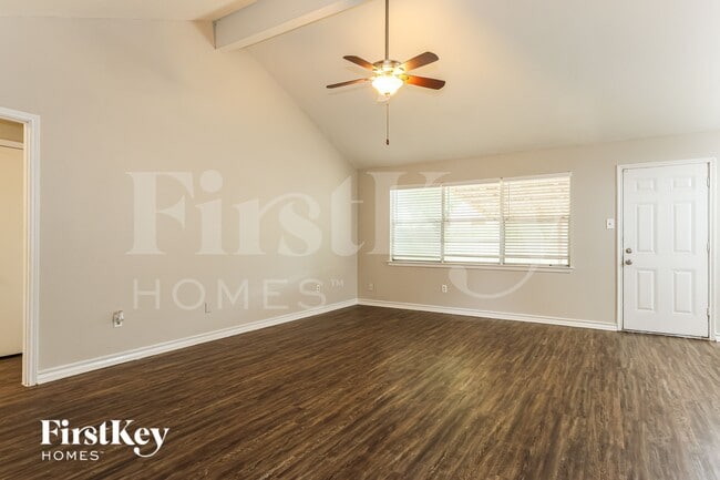 Building Photo - 20327 Bridgedale Ln