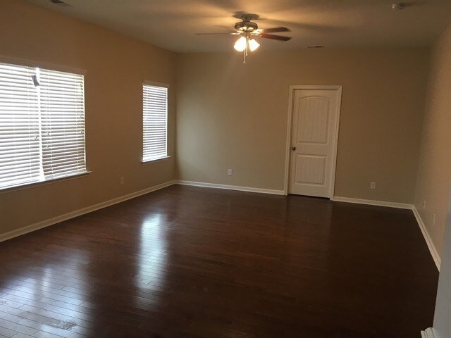 Building Photo - 1389 Castleoak Drive