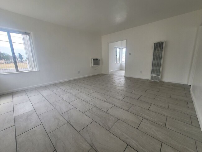 Foto del edificio - 545 N 2nd St