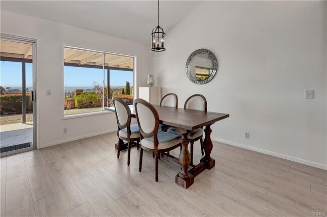 Building Photo - 33915 Calle Borrego