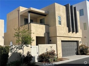 Building Photo - 111 Carmine