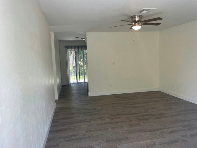 Building Photo - 16841 Juanita Ave