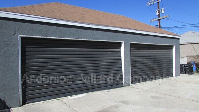 Building Photo - 1406 S Highland Ave