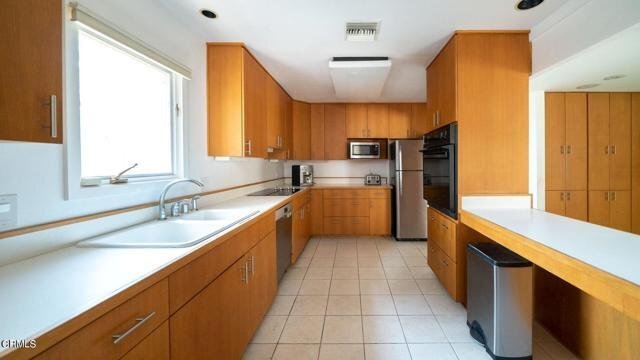Foto del edificio - 1245 East Loma Alta Drive, Altadena, CA 91...