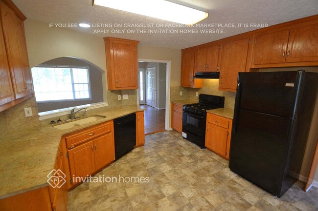 Foto del edificio - 15 Water's Edge Dr SE