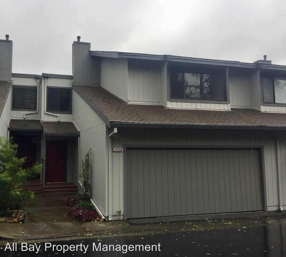 Primary Photo - 3 br, 2.5 bath House - 20366 Waterford Place