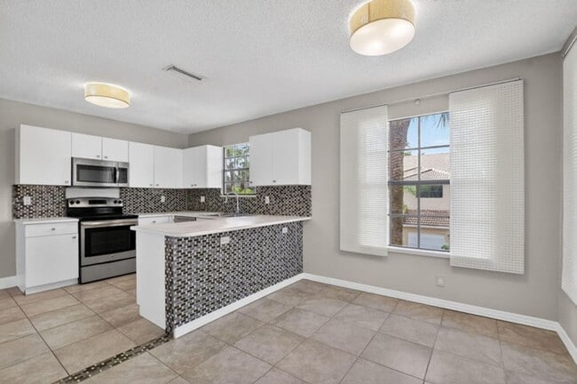 Photo - 6769 Montego Bay Blvd House