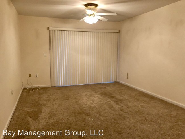 Building Photo - 309 Tall Pines Ct