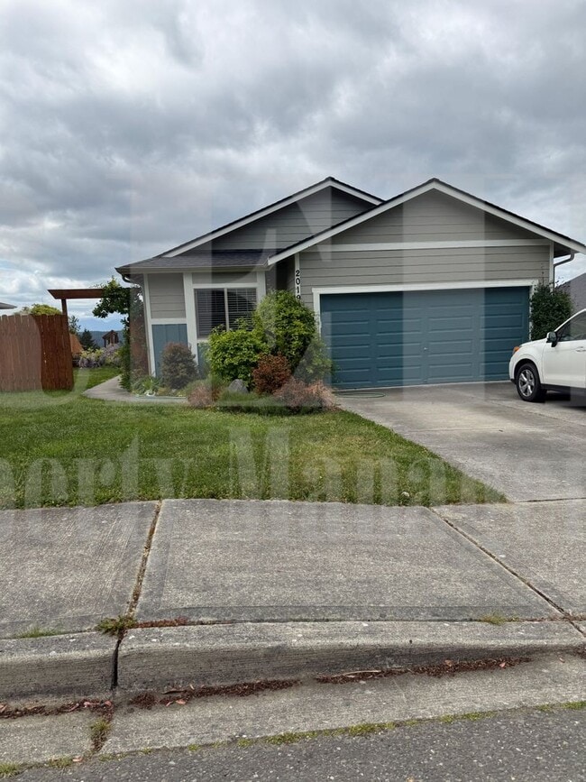 Building Photo - 20199 Hogue Pl NE