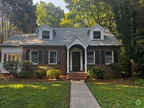 Building Photo - 2434 Rosewood Ave