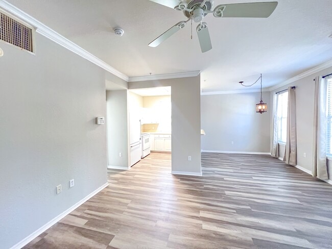 Building Photo - 2211 NW 16th Terrace