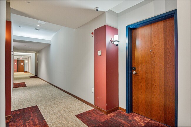 Foto del edificio - 1209 N Charles St