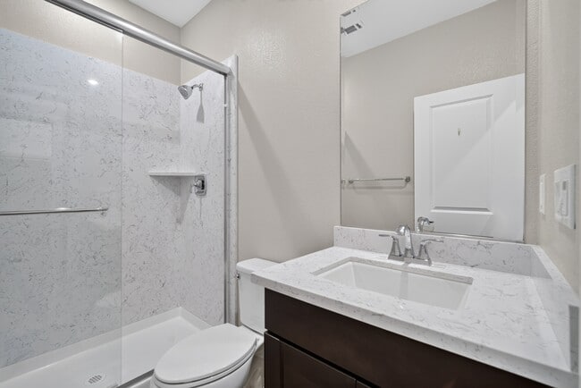 Building Photo - 1606 Hidden Creek Ln