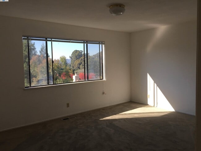 Building Photo - 21164 Timco Way