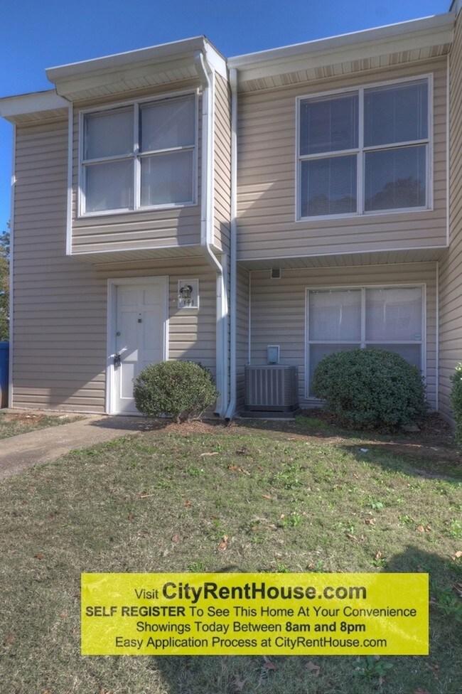 141 Governors Dr, Forest Park, GA 30297 Townhouse for Rent in Forest