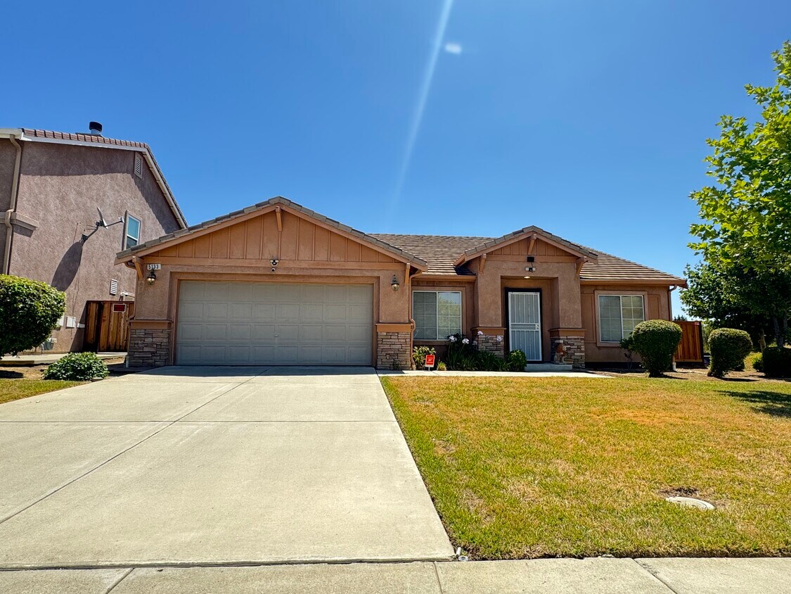 Primary Photo - 5133 Trailridge Way