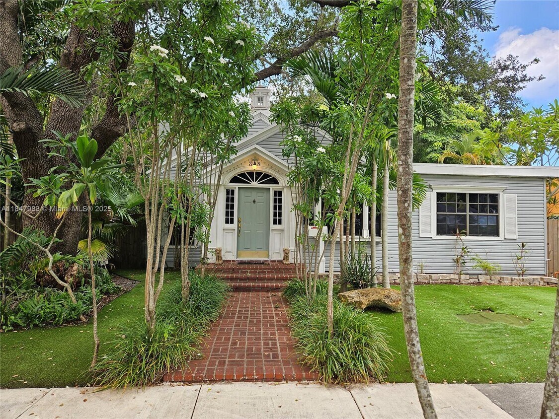 Foto principal - 38 SW 6th St