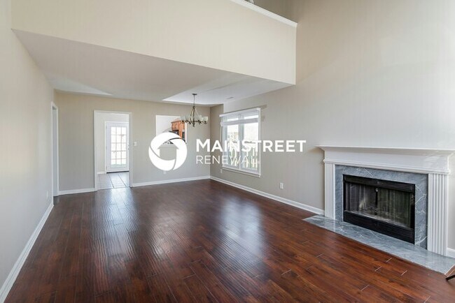 Foto del edificio - 3 Bedroom Pet-Friendly Home in Louisville, KY with Main Street Renewal