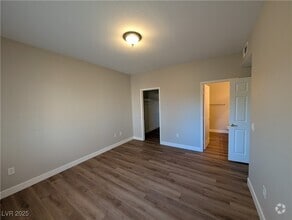 Building Photo - 1050 E Cactus Ave