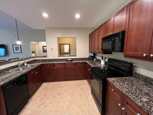Building Photo - 945 Registry Blvd