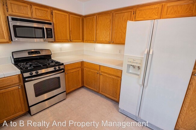 Building Photo - 3 br, 2.5 bath House - 1843 Bristol Bay Co...