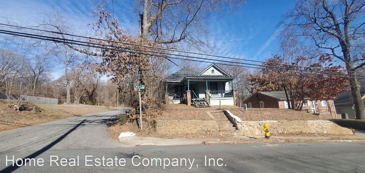 Primary Photo - 3 br, 1 bath House - 1601 E. 25th Street