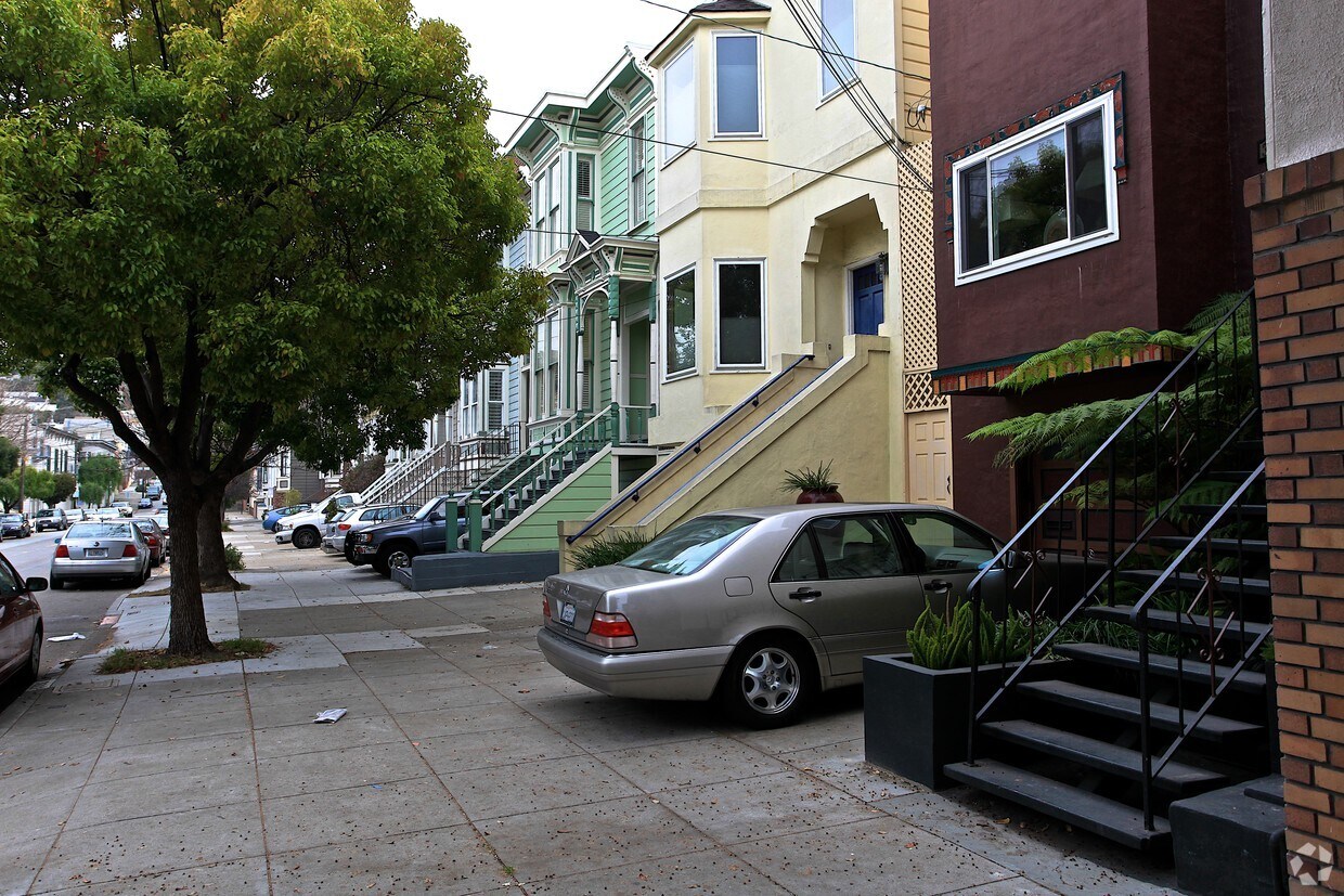 Building Photo - 3822 26th St