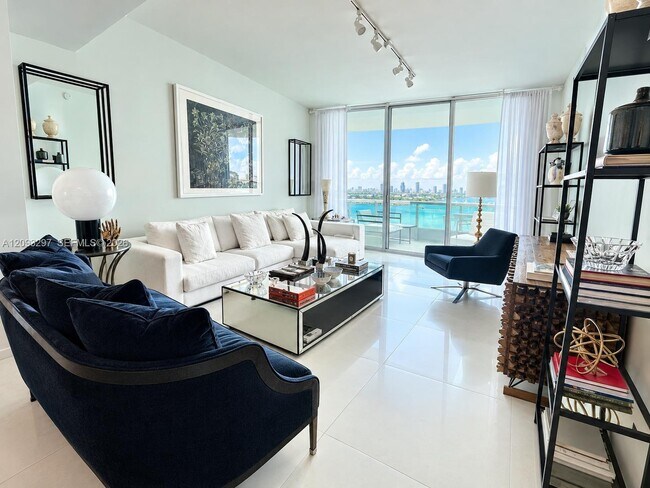 Foto del edificio - 900 Biscayne Blvd