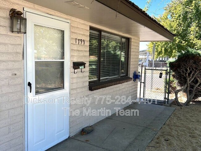 Foto del edificio - 1799 York Way