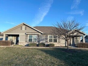 Building Photo - 8232 SE 6th St