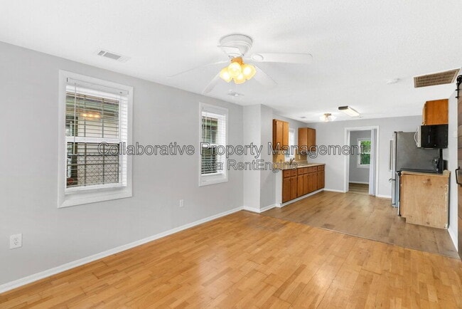 Building Photo - 2025 Eppinger St