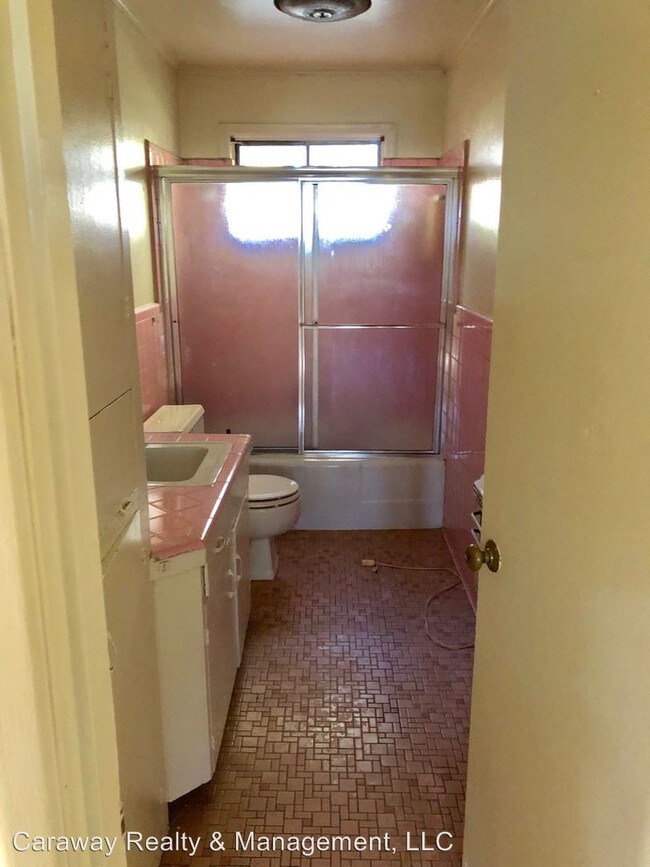 Foto del edificio - 3 br, 1 bath House - 438 Chickasaw