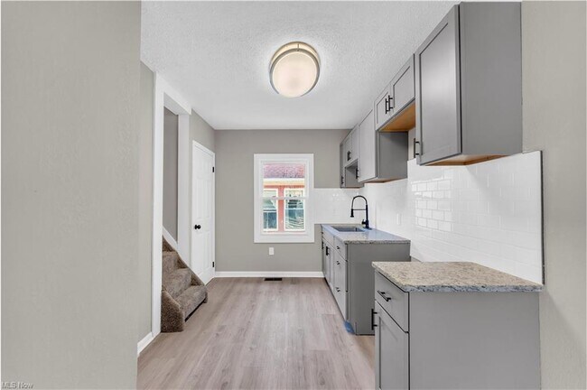 Foto del edificio - 4004 W 23rd St