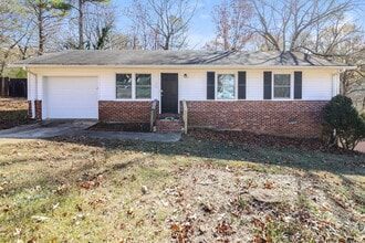 Building Photo - 208 Sam Pate Dr