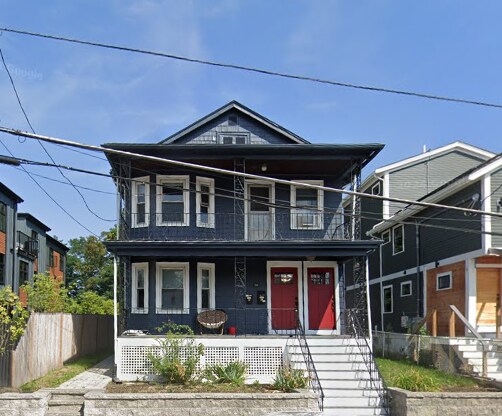 Building Photo - 254 Main St