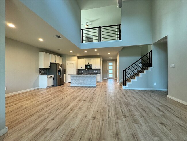 Building Photo - 10213 Prairie Creek Ln