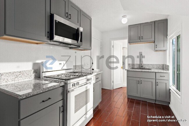 Building Photo - 1323 Monterey Ave