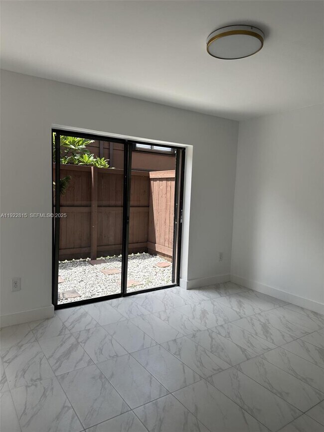 Foto del edificio - 7123 SW 115th Pl