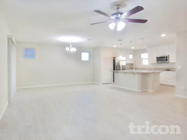 Foto del edificio - 11692 N 165th Ln