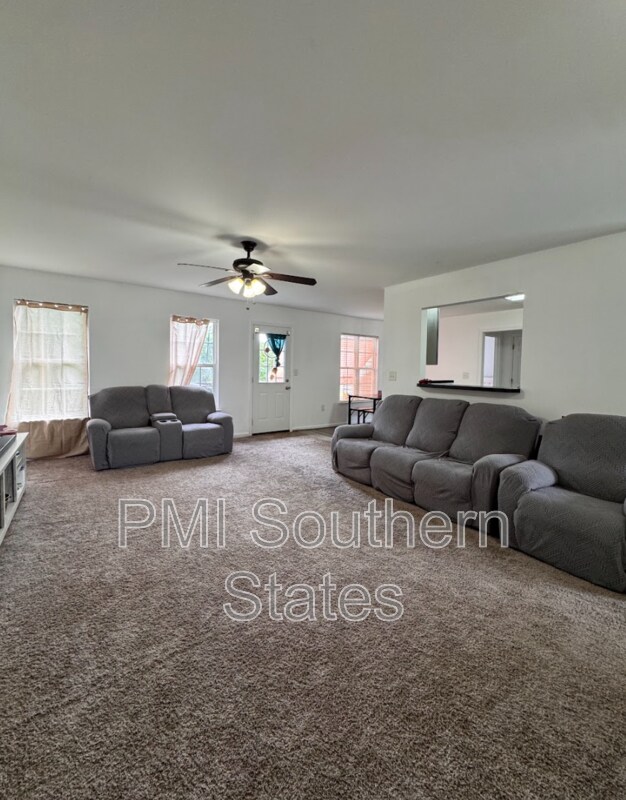 Foto del edificio - 134 Lacey Ln