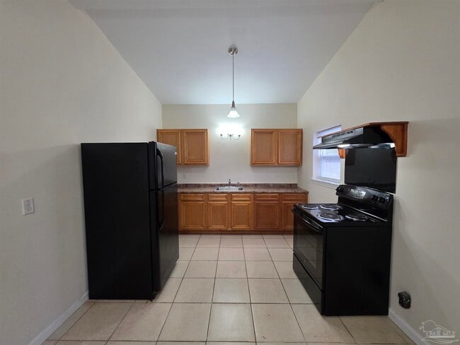 Foto del edificio - 604 N 70th Ave