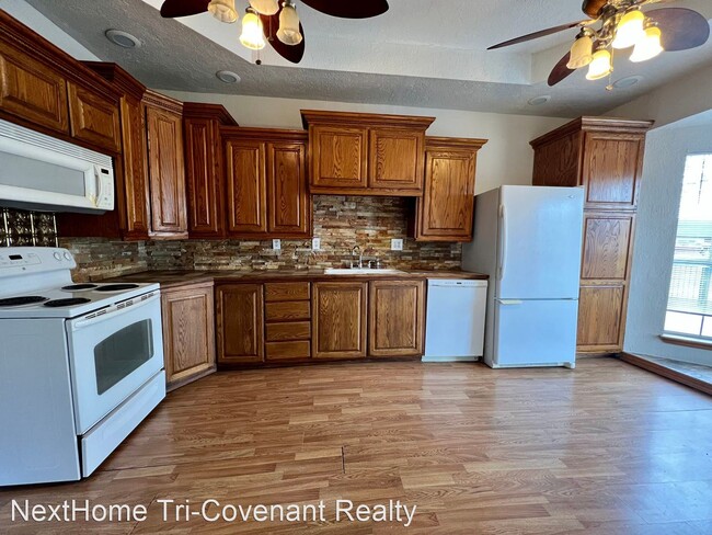 Foto del edificio - 1 br, 1 bath House - 701 3rd St