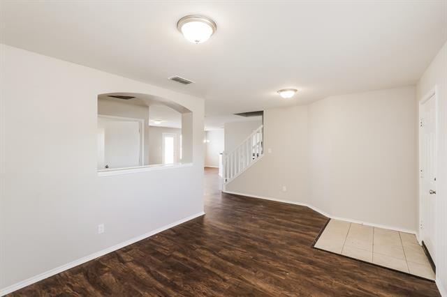 Foto del edificio - 1585 Wildflower Dr