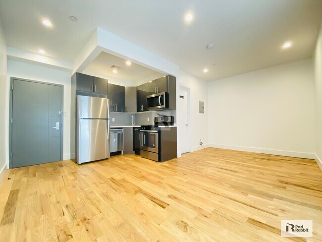 Foto del edificio - 1471 Nostrand Ave