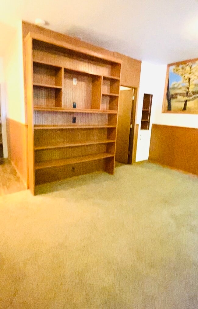 Building Photo - 405 Fieldston Rd