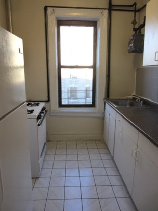 Kitchen - 2866 Frederick Douglass Blvd