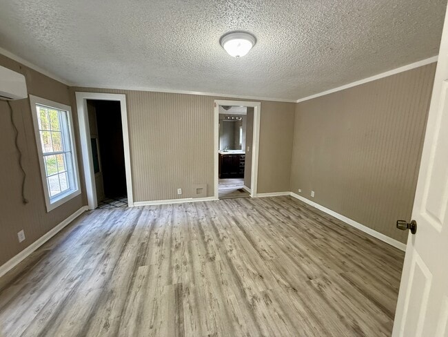 Building Photo - 18300 Brandi Ct